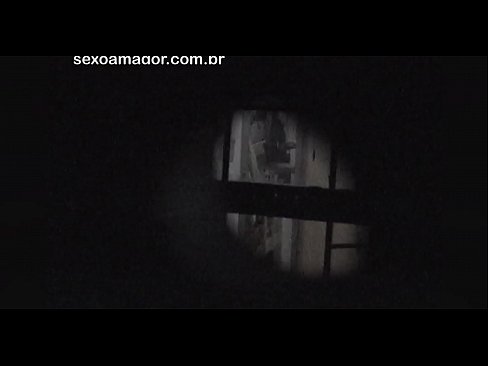 ❤️ Blondie blir hemligt videofilmad av en voyeur från grannskapet gömd bakom ihåliga tegelstenar ️ Porno at porn sv.kanalmoscow.ru ️❤